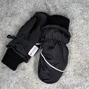 3M Thinsulate Black Kids Mittens with Reflective Trim